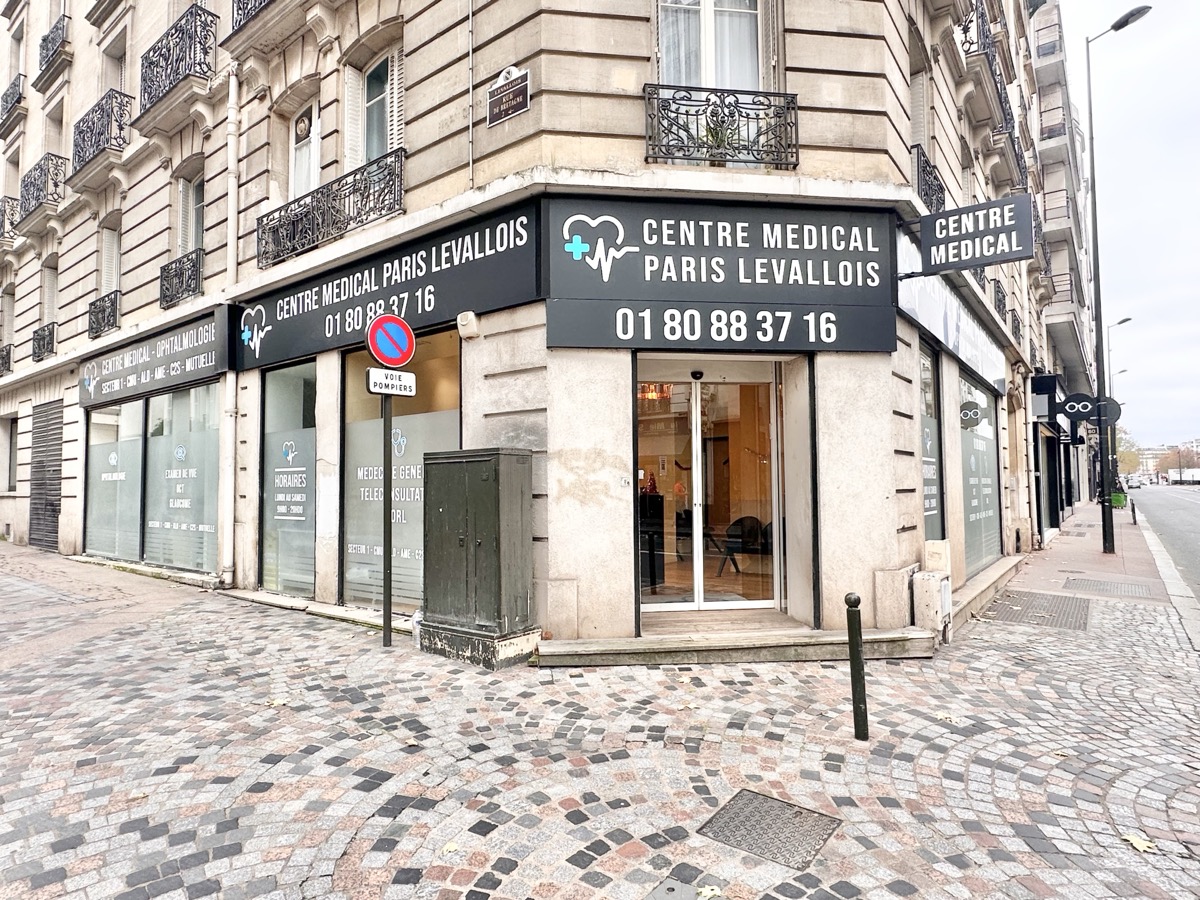 Centre Médical Paris-Levallois - Salle de consultation moderne